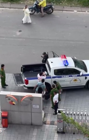 호지민 단속.jpg